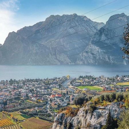 Appartamento Ellen Torbole Sul Garda Exterior foto